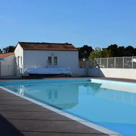 Starfish With Swimming Pool شقة سانت جيل كروا دي فيي